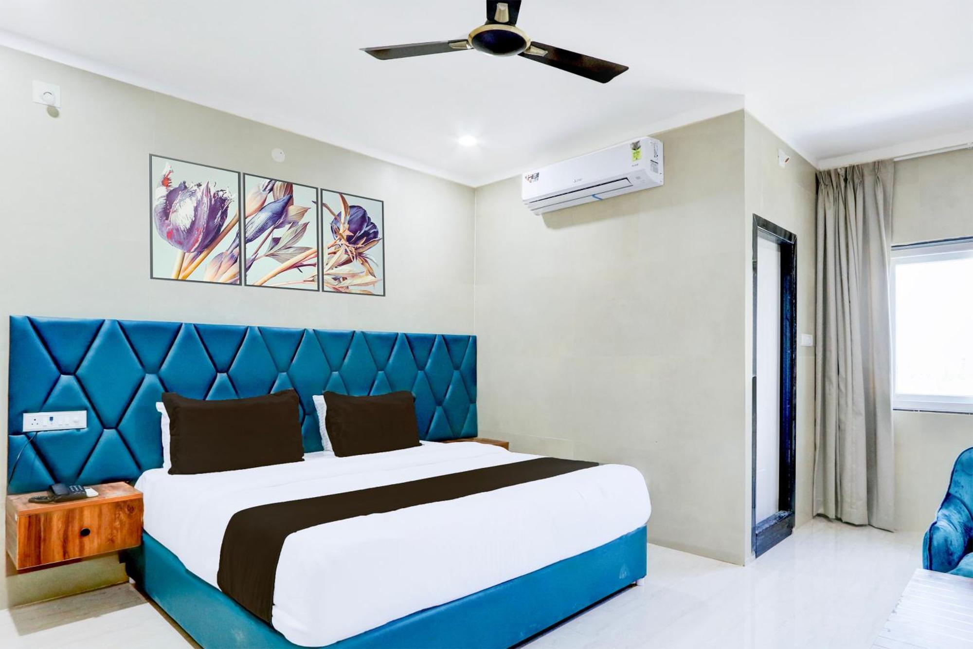Hotel O Pr Grand Khammam Buitenkant foto
