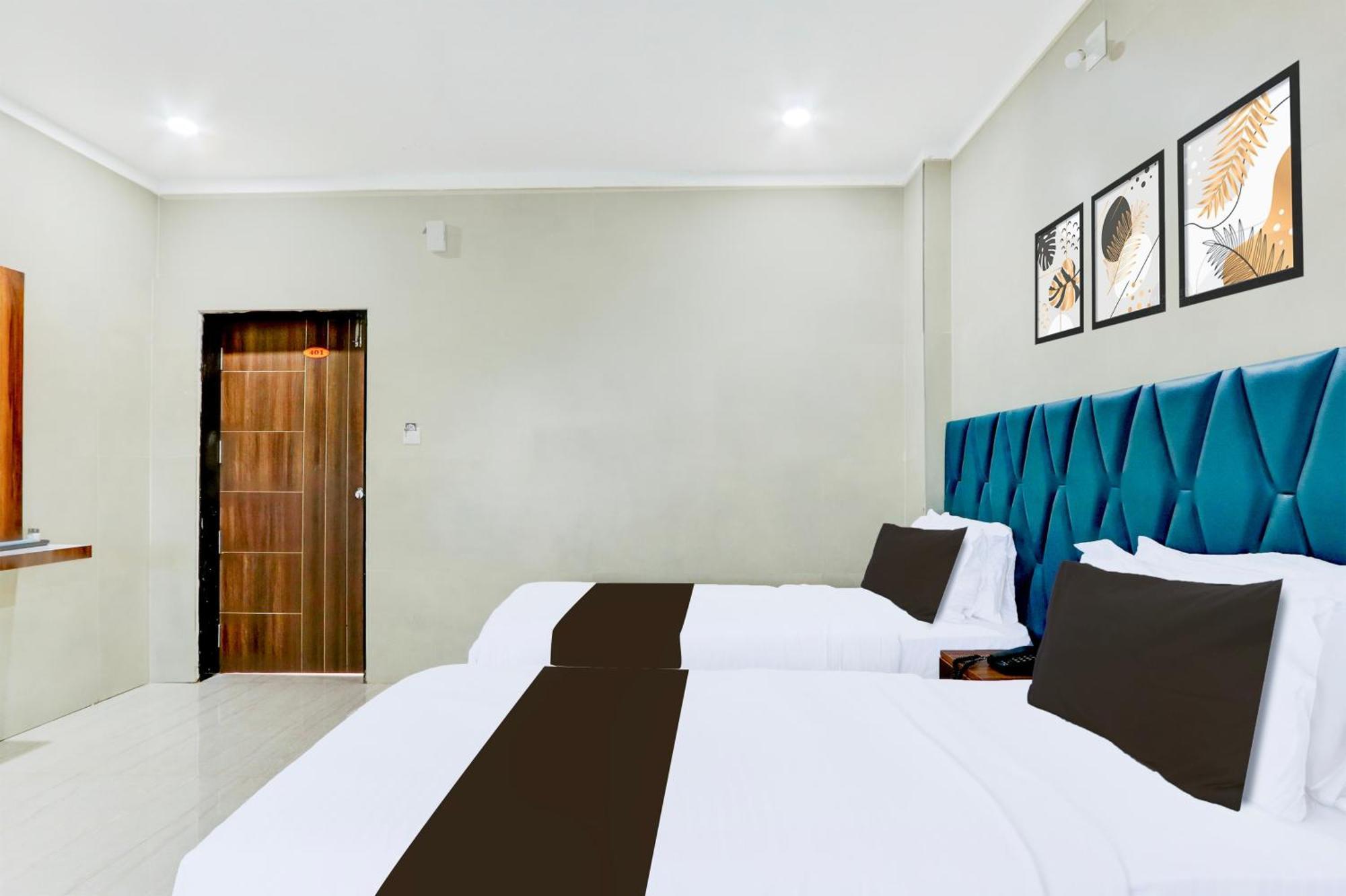 Hotel O Pr Grand Khammam Buitenkant foto